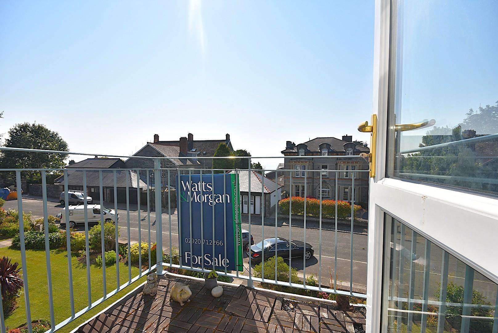 7 St. Nicholas House, Sea View Court, Bradford Place, Penarth, CF64 1AL